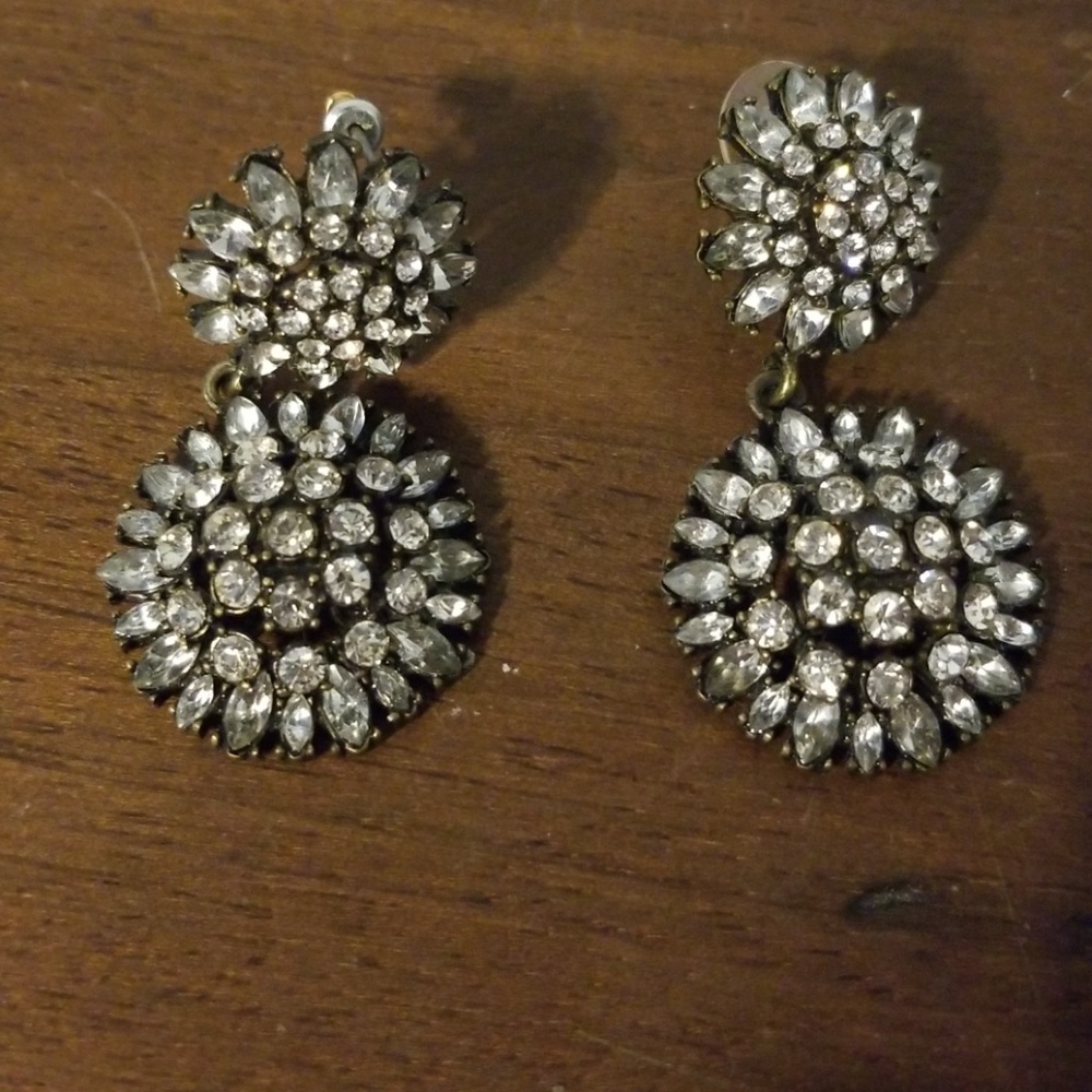 Never Worn Baublebar crystal earrings